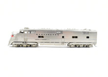 Load image into Gallery viewer, HO Brass Oriental Limited CB&Q - Burlington Route EMD E5A 2000 HP Phase 1 CB&Q "Silver Carrier"