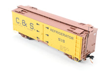 Load image into Gallery viewer, HOn3 Micro-Trains C&S - Colorado & Southern 30’ Composite Underframe Refrigerator Car FP No. 515