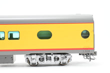 Load image into Gallery viewer, HO Brass Railway Classics MILW26M MILW - Milwaukee Road 40-Seat Leg Rest Coach 600 Series 1957 FP No. 629