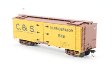 Load image into Gallery viewer, HOn3 Micro-Trains C&S - Colorado & Southern 30’ Composite Underframe Refrigerator Car FP No. 519