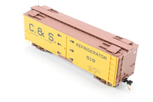 Load image into Gallery viewer, HOn3 Micro-Trains C&S - Colorado & Southern 30’ Composite Underframe Refrigerator Car FP No. 519