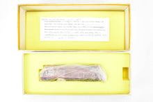 Load image into Gallery viewer, HO Brass Oriental Limited LV - Lehigh Valley EMD GP9 1750 HP Intermediate Dynamic Brake CP & Weathered