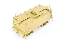 Load image into Gallery viewer, HO Brass CON Oriental Limited GN - Great Northern Water Car Also Used As Aux Tender