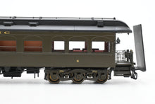 Load image into Gallery viewer, HO Brass W&R Enterprises NP - Northern Pacific Business Car No. 5 Factory Painted Pullman Green
