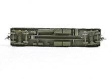 Load image into Gallery viewer, HO Brass Hallmark Models ATSF - Santa Fe Dynamometer Car No. 29 Custom Painted and Weathered