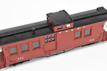 Load image into Gallery viewer, HOn30 Brass The Car Works SR&RL - Sandy River And Rangeley Lakes Caboose #552 FP
