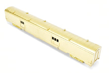 Load image into Gallery viewer, HO Brass Oriental Limited NP - Northern Pacific North Coast Limited #400 Water Baggage Car with Skirts