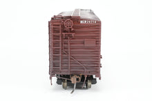 Load image into Gallery viewer, HO Brass NJ International MILW - Milwaukee Road Ribbed Boxcar 40' Single Door Custom Painted & Weathered