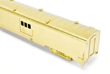 Load image into Gallery viewer, HO Brass Oriental Limited NP - Northern Pacific North Coast Limited #400 Water Baggage Car with Skirts