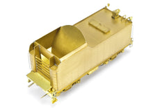 Load image into Gallery viewer, HO Brass OMI - Overland Models C&NW - Chicago & North Western "D" 4-4-2 Atlantic