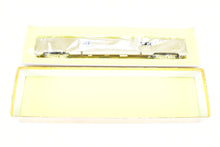 Load image into Gallery viewer, HO Brass Oriental Limited NP - Northern Pacific North Coast Limited #400 Water Baggage Car with Skirts