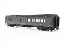 Load image into Gallery viewer, HO Brass CIL - Challenger Imports NP - Northern Pacific HW Dining Car Factory Painted Pullman Green No. 1695