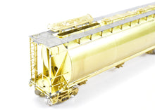 Load image into Gallery viewer, HO Brass OMI - Overland Models, Inc. UP - Union Pacific CH-90-5 Cylindrical Covered Hopper