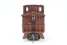Load image into Gallery viewer, HO Brass NWSL - Northwest Short Line NP - Northern Pacific Wood Caboose Custom Painted No. 1305