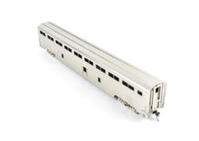 Load image into Gallery viewer, HO Brass Hallmark Models ATSF - Santa Fe High Level Transition Chair Car 528 Series