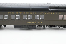 Load image into Gallery viewer, HO Brass CIL - Challenger Imports NP - Northern Pacific HW Dining Car Factory Painted Pullman Green No. 1695