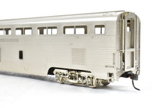 Load image into Gallery viewer, HO Brass Hallmark Models ATSF - Santa Fe High Level Transition Chair Car 528 Series