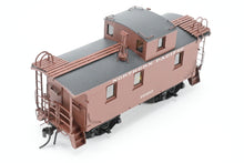 Load image into Gallery viewer, HO Brass W&R Enterprises NP - Northern Pacific 24' Wood Caboose 1600 Series Pro-Painted No. 1620