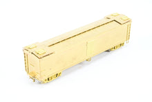 Load image into Gallery viewer, HO Brass Oriental Limited GN - Great Northern Wood Express Reefer No. 2000