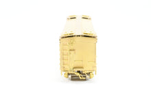 Load image into Gallery viewer, HO Brass Oriental Limited GN - Great Northern Wood Express Reefer No. 2000