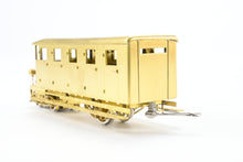 Load image into Gallery viewer, On2 Brass The Car Works SR&RL - Sandy River & Rangeley Lakes Railbus No. 4 (Also B&H - Bridgton & Harrison and Edaville)