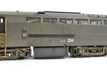 Load image into Gallery viewer, HO Brass OMI - Overland Models, Inc. D&H - Delaware and Hudson BLW RF-16 Shark Nose A-unit CP in NYC/D&H Patch No. 1216