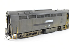 Load image into Gallery viewer, HO Brass OMI - Overland Models, Inc. D&H - Delaware and Hudson BLW RF-16 Shark Nose A-unit CP in NYC/D&H Patch No. 1216
