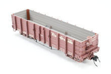 Load image into Gallery viewer, HOn3 Blackstone Models D&RGW - Denver & Rio Grande Western High Side Gondola Flying Grande Herald No. 1267