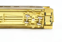 Load image into Gallery viewer, On2 Brass The Car Works SR&RL - Sandy River & Rangeley Lakes Parlor Car No. 9