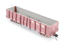 Load image into Gallery viewer, HOn3 Blackstone Models D&RGW - Denver & Rio Grande Western High Side Gondola Flying Grande Herald No. 1258