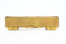 Load image into Gallery viewer, HO Brass Trains Inc. Various Roads REA - Railway Express Agency 50' Wood Express Reefer