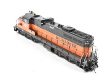 Load image into Gallery viewer, HO Brass CON OMI - Overland Models, Inc. MILW - Milwaukee Road EMD SD10 Factory Painted No. 547