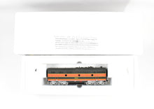 Load image into Gallery viewer, O Scale Sunset Models GN - Great Northern EMD F3B Hybrid W/ DCC & Sound Road Number 353