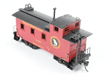 Load image into Gallery viewer, HO Brass Lambert GN - Great Northern #924 Wood Caboose Custom Painted X281