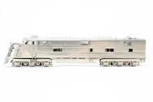 Load image into Gallery viewer, HO Brass CON Oriental Limited CB&Q - Burlington Route EMD E5a 2000 HP Phase 1 Factory Plated, Unlettered