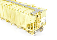 Load image into Gallery viewer, HO Brass OMI - Overland Models, Inc. C&NW - Chicago & North Western Quad Hopper Covered Top For Sand Service