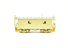 Load image into Gallery viewer, HO Brass OMI - Overland Models, Inc. D&H - Delaware & Hudson Wood Sheath Transfer Caboose w/o cupola