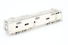 Load image into Gallery viewer, HO Brass CON Oriental Limited CB&Q - Burlington Route EMD E5a 2000 HP Phase 1 Factory Plated, Unlettered