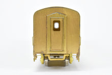 Load image into Gallery viewer, HO Brass Oriental Limited NP - Northern Pacific North Coast Limited 56-Seat Coach #500 w/ Skirts