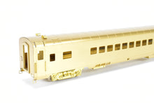 Load image into Gallery viewer, HO Brass Oriental Limited NP - Northern Pacific North Coast Limited 56-Seat Coach #500 w/ Skirts