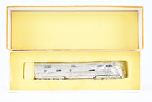 Load image into Gallery viewer, HO Brass CON Oriental Limited CB&Q - Burlington Route EMD E5a 2000 HP Phase 1 Factory Plated, Unlettered