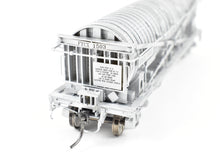 Load image into Gallery viewer, HO NEW Brass NBL - North Bank Line Various Roads FTCX 1503 Fleishman's Vinegar Car