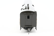 Load image into Gallery viewer, HO Brass Shoreham Shops GN-06 GN - Great Northern 36-Seat Diner Factory Painted No. 1150