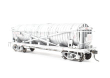 Load image into Gallery viewer, HO NEW Brass NBL - North Bank Line Various roads SBIX 1617 Standard Brand Vinegar Car