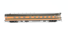 Load image into Gallery viewer, HO Brass Shoreham Shops GN-09 GN - Great Northern River Series Sleeper Observation Factory Painted “Milk River” w/added Tail Sign