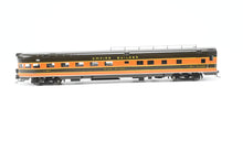 Load image into Gallery viewer, HO Brass Shoreham Shops GN-09 GN - Great Northern River Series Sleeper Observation Factory Painted “Milk River” w/added Tail Sign