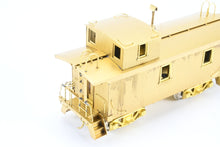 Load image into Gallery viewer, HO Brass NWSL - Northwest Short Line NP - Northern Pacific Wood Caboose