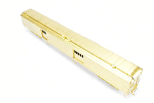 Load image into Gallery viewer, HO Brass Cascade Models GN - Great Northern Baggage Original w/Square Ends Wood Doors #475-486