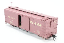 Load image into Gallery viewer, HOn3 Blackstone Models D&RGW - Denver & Rio Grande Western 30' Box Car Flying Grande Herald No. 3109