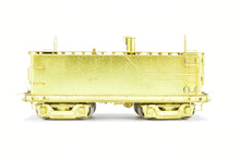 Load image into Gallery viewer, HO Brass Oriental Limited GN - Great Northern Water Car X3207